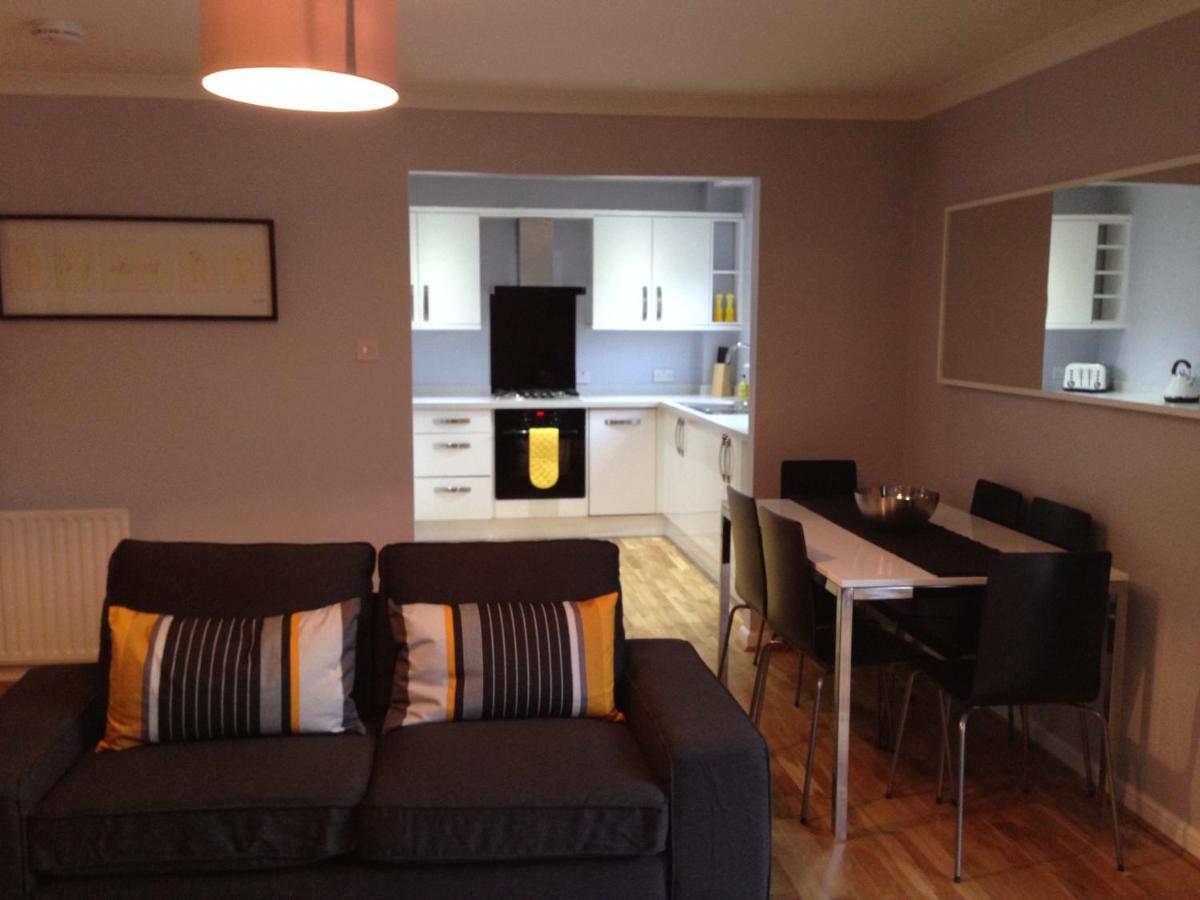 Flat Three, 212 Eaglesham Road, East Kilbride, Glasgow 外观 照片