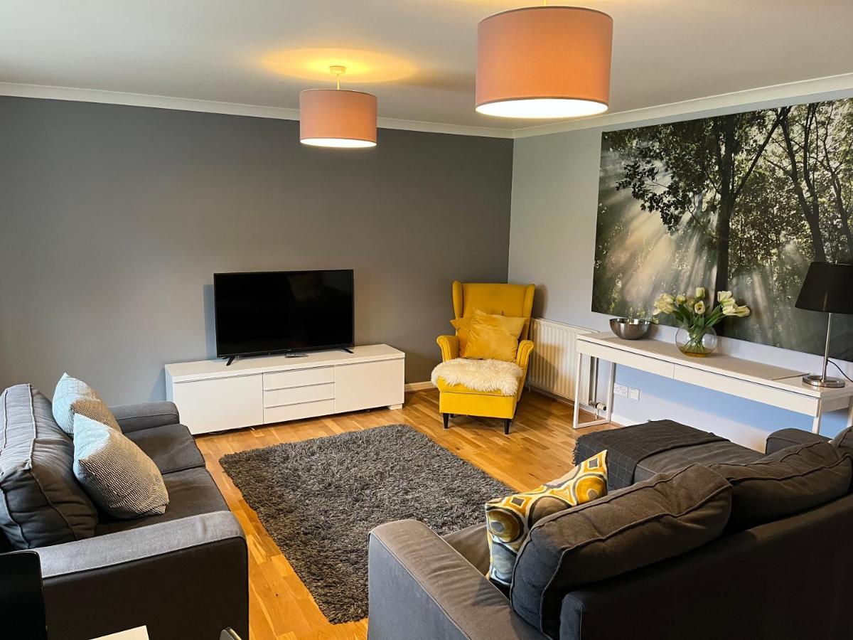 Flat Three, 212 Eaglesham Road, East Kilbride, Glasgow 外观 照片